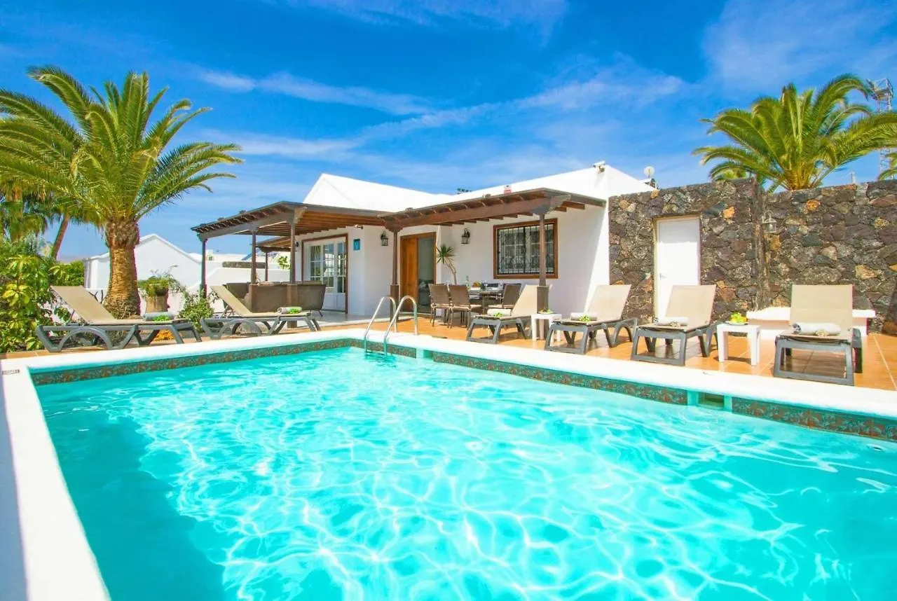 Adsey Villa Puerto del Carmen