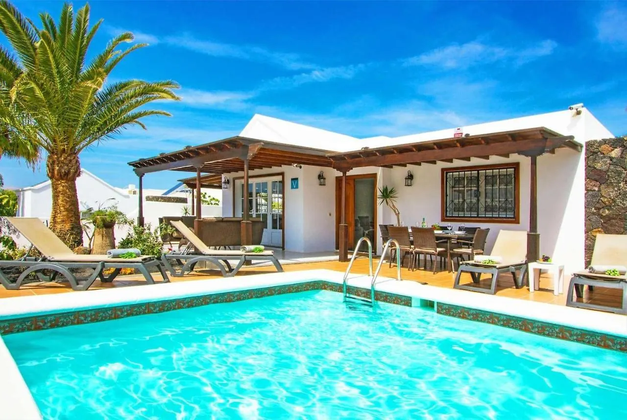 Adsey Villa Puerto del Carmen